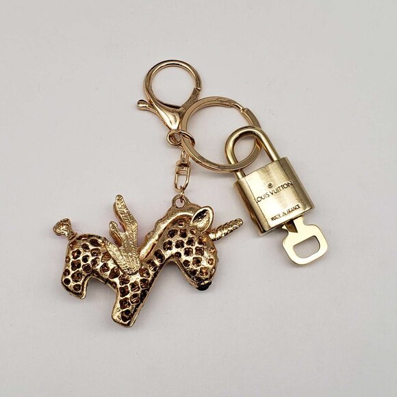 Authentic Louis Vuitton Lock & Key with unbranded Bagcharm, Keycharm, Keychain - Picture 6 of 7